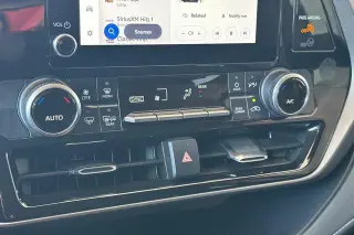 Toyota Highlander 2023 LE 4dr SUV