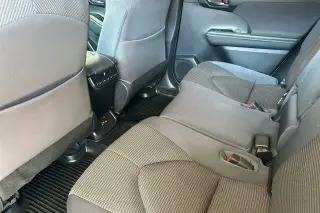 Toyota Highlander 2023 LE 4dr SUV