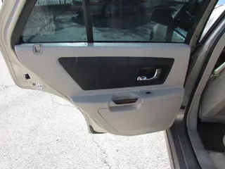2004 Cadillac SRX