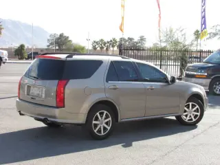 2004 Cadillac SRX