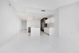 Propiedad en alquiler con 1 dormitorio y 2 baños en Miami