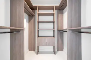 Propiedad en alquiler con 1 dormitorio y 2 baños en Miami