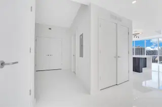 Propiedad en alquiler con 1 dormitorio y 2 baños en Miami