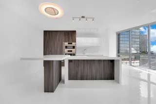 Propiedad en alquiler con 1 dormitorio y 2 baños en Miami