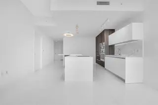 Propiedad en alquiler con 1 dormitorio y 2 baños en Miami