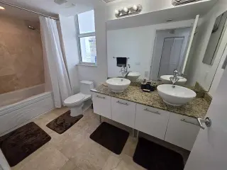 Propiedad en alquiler con 2 habitaciones y 2 baños en Miami
