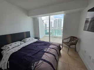 Propiedad en alquiler con 2 habitaciones y 2 baños en Miami