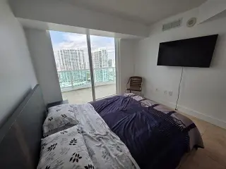 Propiedad en alquiler con 2 habitaciones y 2 baños en Miami