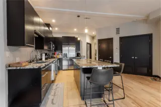 Propiedad en alquiler con 4 habitaciones y 2 baños en Chicago