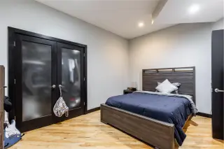 Propiedad en alquiler con 4 habitaciones y 2 baños en Chicago