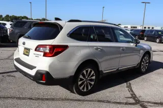 2018 Subaru Outback Touring