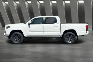 Toyota Tacoma 2021 4x4 SR V6 4dr Double Cab 5.0 ft SB