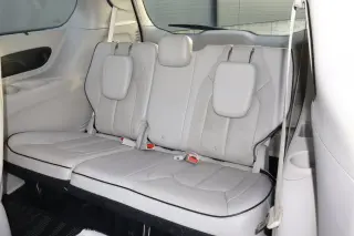 2018 Chrysler Pacifica Hybrid Limited