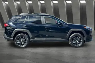 Toyota RAV4 2024 AWD Adventure 4dr SUV