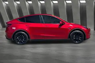 Tesla Model Y 2024 AWD Long Range 4dr Crossover
