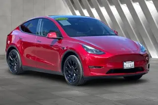 Tesla Model Y 2024 AWD Long Range 4dr Crossover