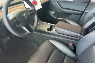 Tesla Model Y 2024 AWD Long Range 4dr Crossover