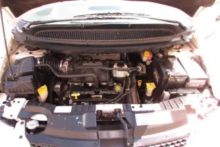 2002 Dodge Caravan SE