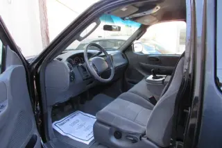 2002 Ford F-150 XLT