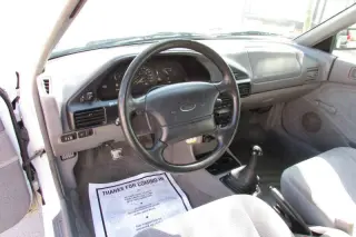 1995 Ford Escort LX