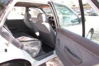 1995 Ford Escort LX
