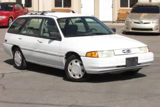 1995 Ford Escort LX