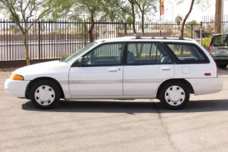 1995 Ford Escort LX