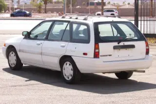 1995 Ford Escort LX