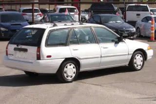 1995 Ford Escort LX