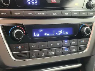 Hyundai SONATA Híbrido Enchufable 2017 Limited 4 puertas Sedan