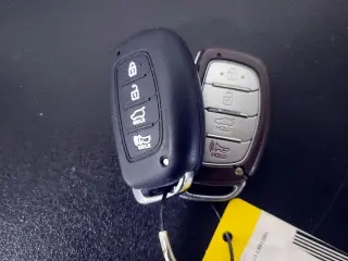 Hyundai SONATA Híbrido Enchufable 2017 Limited 4 puertas Sedan