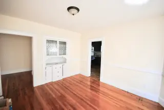 Propiedad en alquiler con 4 habitaciones y 2 baños en Jamaica Plain