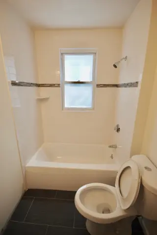 Propiedad en alquiler con 4 habitaciones y 2 baños en Jamaica Plain