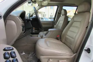 2003 Ford Explorer XLT