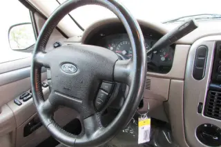 2003 Ford Explorer XLT
