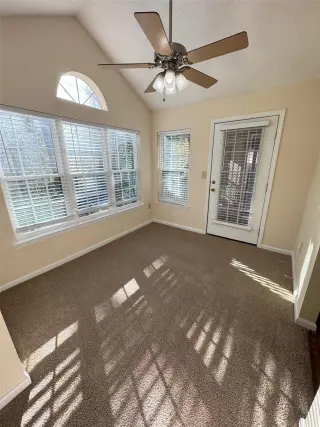 Propiedad en alquiler con 2 dormitorios y 2 baños en Savannah