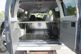 2003 Ford E-Series E-150 XLT