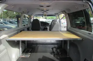 2003 Ford E-Series E-150 XLT
