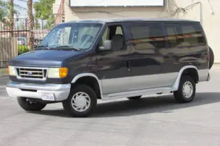 2003 Ford E-Series E-150 XLT