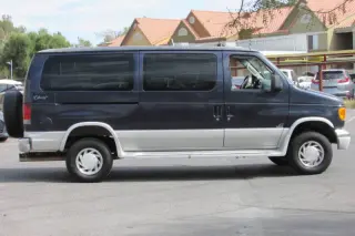 2003 Ford E-Series E-150 XLT