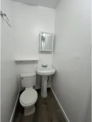 Cuarto con Entrada Privada