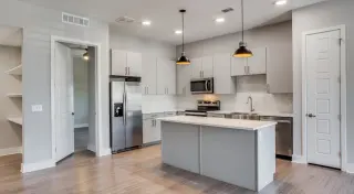 Propiedad en alquiler con 3 habitaciones y 2 baños en Austin