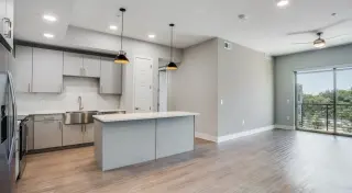 Propiedad en alquiler con 3 habitaciones y 2 baños en Austin