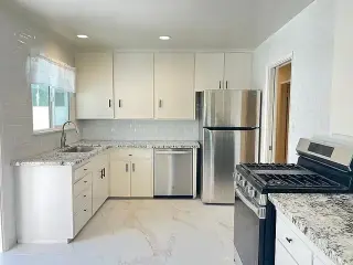 BEST IN ORANGE