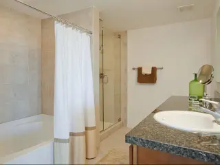 Propiedad en alquiler con 3 habitaciones y 2 baños en Austin