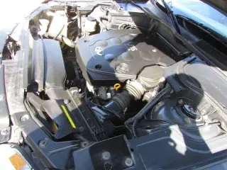 2004 Infiniti FX35