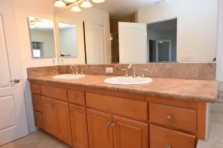 Propiedad en alquiler con 4 habitaciones y 2.5 baños en Carlsbad