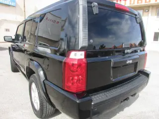 2007 Jeep Commander Sport