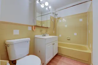 Propiedad en alquiler con 2 habitaciones y 1 baño en Edison
