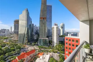 Propiedad en alquiler con 2 habitaciones y 2 baños en Miami